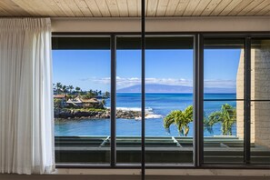 Interior - NEW! Spacious 2BR Oceanfront Loft - Unit C17 (Lahaina)
