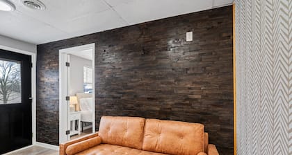 Stylish1BRStudioCleanQuietandCozy