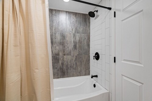 Stylish1BRStudioCleanQuietandCozy