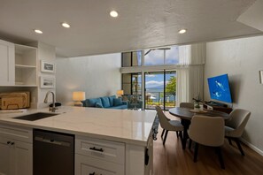 Interior - NEW! Prime Oceanfront 2BR Loft - Unit C10 (Lahaina)