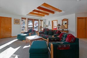 TV, fireplace - NEW! 4208 - One Bedroom Standard Creekside Condominiums (Solitude)