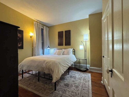 Heart of Midtown Home on Penn St - Pet Friendly!