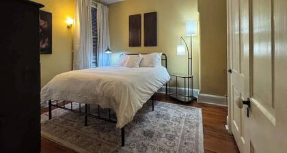 Heart of Midtown Home on Penn St - Pet Friendly!