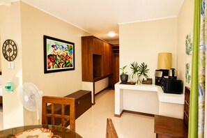 Ảnh chưa phân loại, 2 trong số 148 ảnh, nút