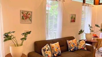 Deluxe Bungalow, Garden View