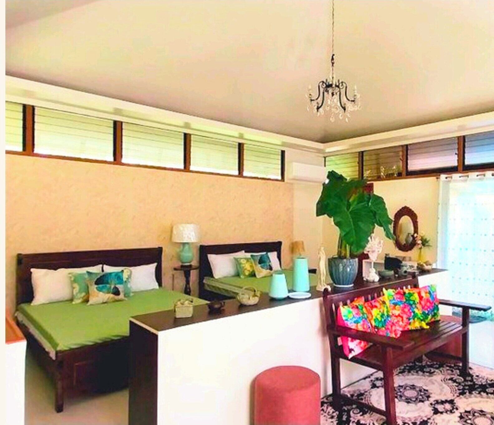 Bungalow Deluks, pemandangan kebun