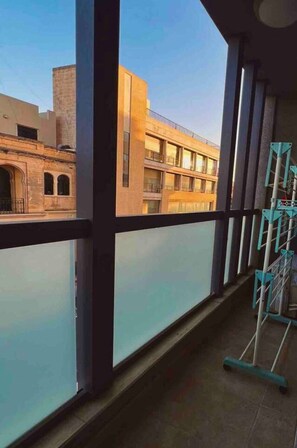 Property grounds - Zen Apt in the Heart of Malta (Ta` Xbiex)