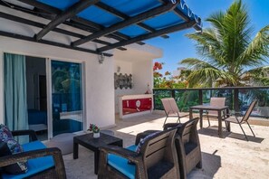 Outdoor dining - Villas Los Corales (Punta Cana)