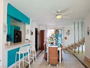 Dining - Villas Los Corales (Punta Cana)