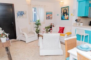 Gambar tidak terklasifikasi, 3 dari 32, tombol