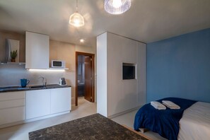 1 bedroom, iron/ironing board - Blu mazzini 1 - Rooftop e Netflix - Barocco Collection (Lecce)