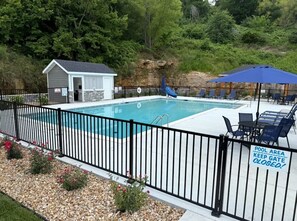 Pool - Ozarks View! King Beds! Great Location! (Branson)