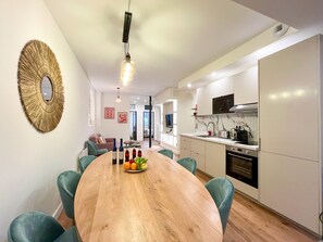 Dining - 224 - Central Large Parisian Flat (París)