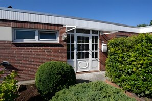 Exterior detail - Buddelhuus – Your Favorite Holiday Home (Norden)