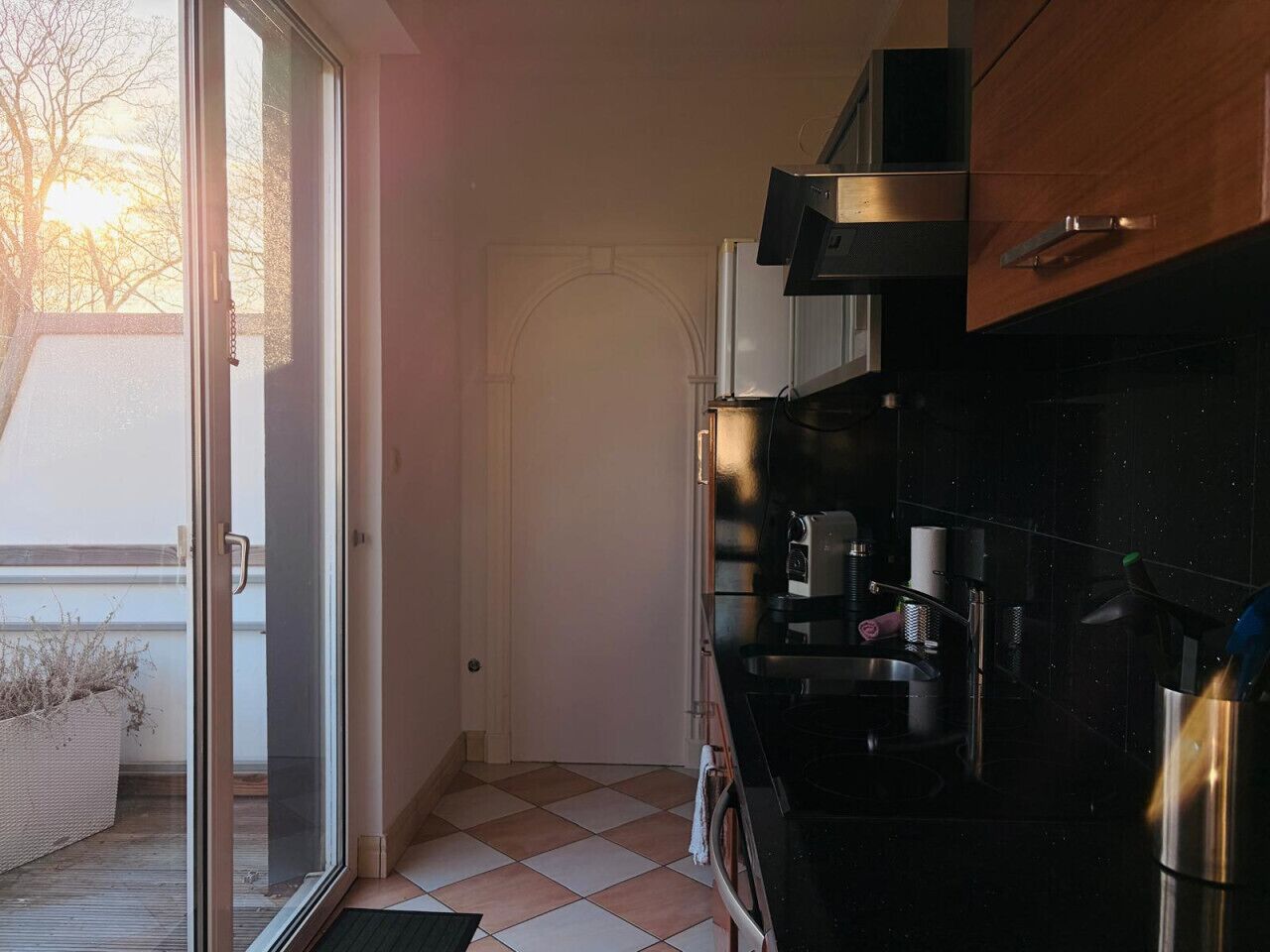 Kühlschrank, Ofen, Herdplatte, Geschirrspüler