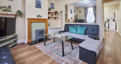 Host & Stay | Dover Retreat