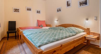 Guesthouse 'Holiday Apartment Near Müritz Shore' with Balcony and Wi-Fi