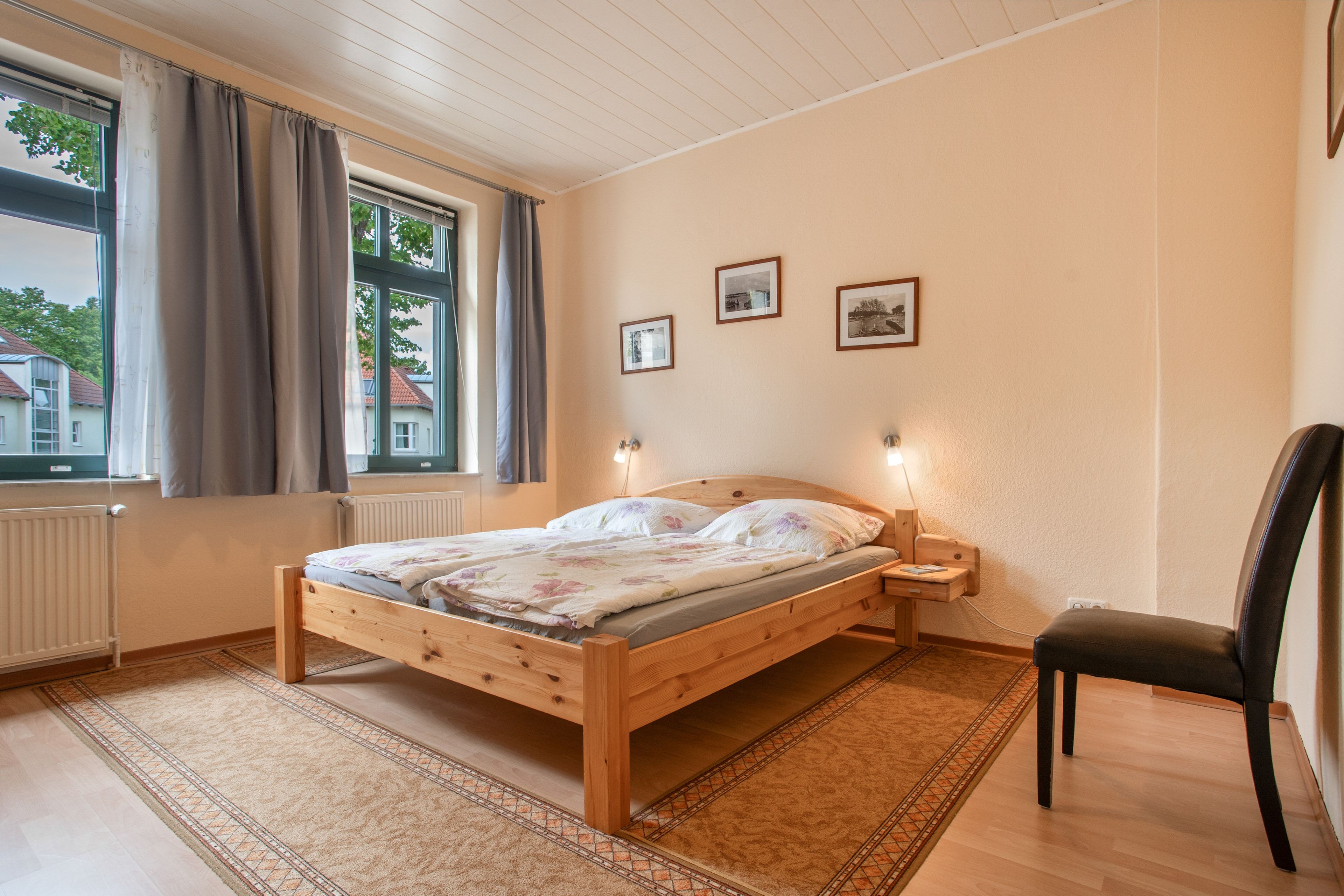 2 Schlafzimmer, Bügeleisen/Bügelbrett, WLAN, Bettwäsche