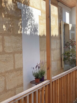 Property grounds - Vrbo Property (Bordeaux)