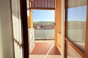 Interni