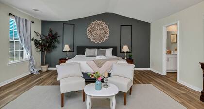 Cherry Meadow 5BR Escape | Outdoor Fireplace