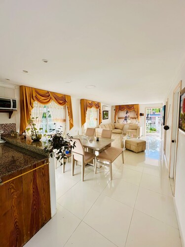 Pleasant 3-bedroom house with AC in Providencia