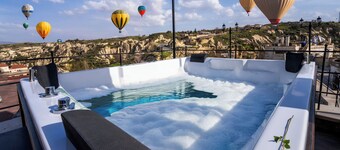 Aurelia Cave Cappadocia