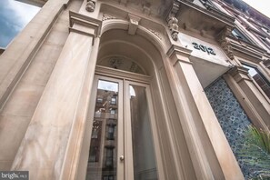 Exterior detail - Roof Deck | Trendy & Luxury Center City 1BR Apt (Philadelphia)