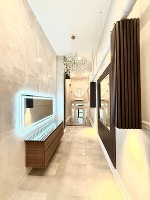 Interior - Luxury Chic Center City 2BR & 2Bath Apartment (Philadelphia)
