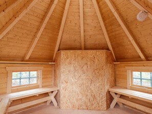 Interior - Little Luxe Lodges 2 (Kyle)