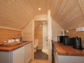 Private kitchen - Little Luxe Lodges 2 (Kyle)