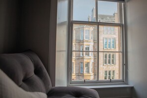 Interior - The West Nest For Six - Pass the Keys (Glasgow)