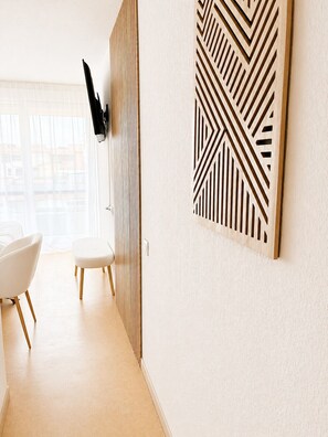 Interior - Cozy Renovated Studio – Ferris Wheel View – Beach – Pool (Le Cap D'Agde)