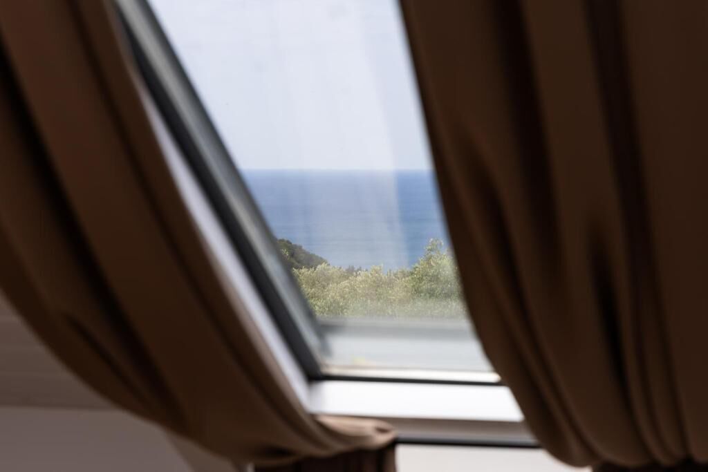 Deluxe Double Room, Garden View | Interior