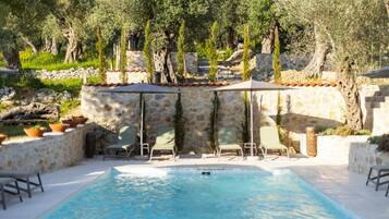 Piscina stagionale all'aperto