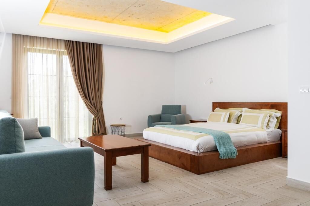 Deluxe Triple Room, Garden View