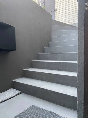 Room, 1 Bedroom | Property grounds