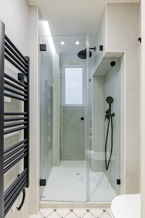 Hair dryer - Luxueux-2BedRooms-Rivoli-Chatelêt-paris01-AC (Paris)