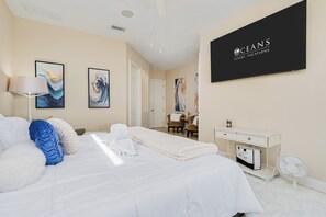 5 bedrooms, iron/ironing board, free WiFi, bed sheets