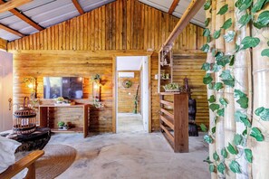 Cabane, 2 chambres, fumeurs, piscine privée | Intérieur
