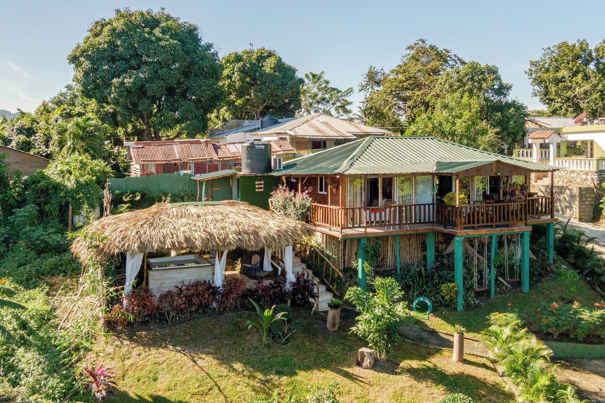 小屋, 2 间卧室, 吸烟房, 私人游泳池 | 外观