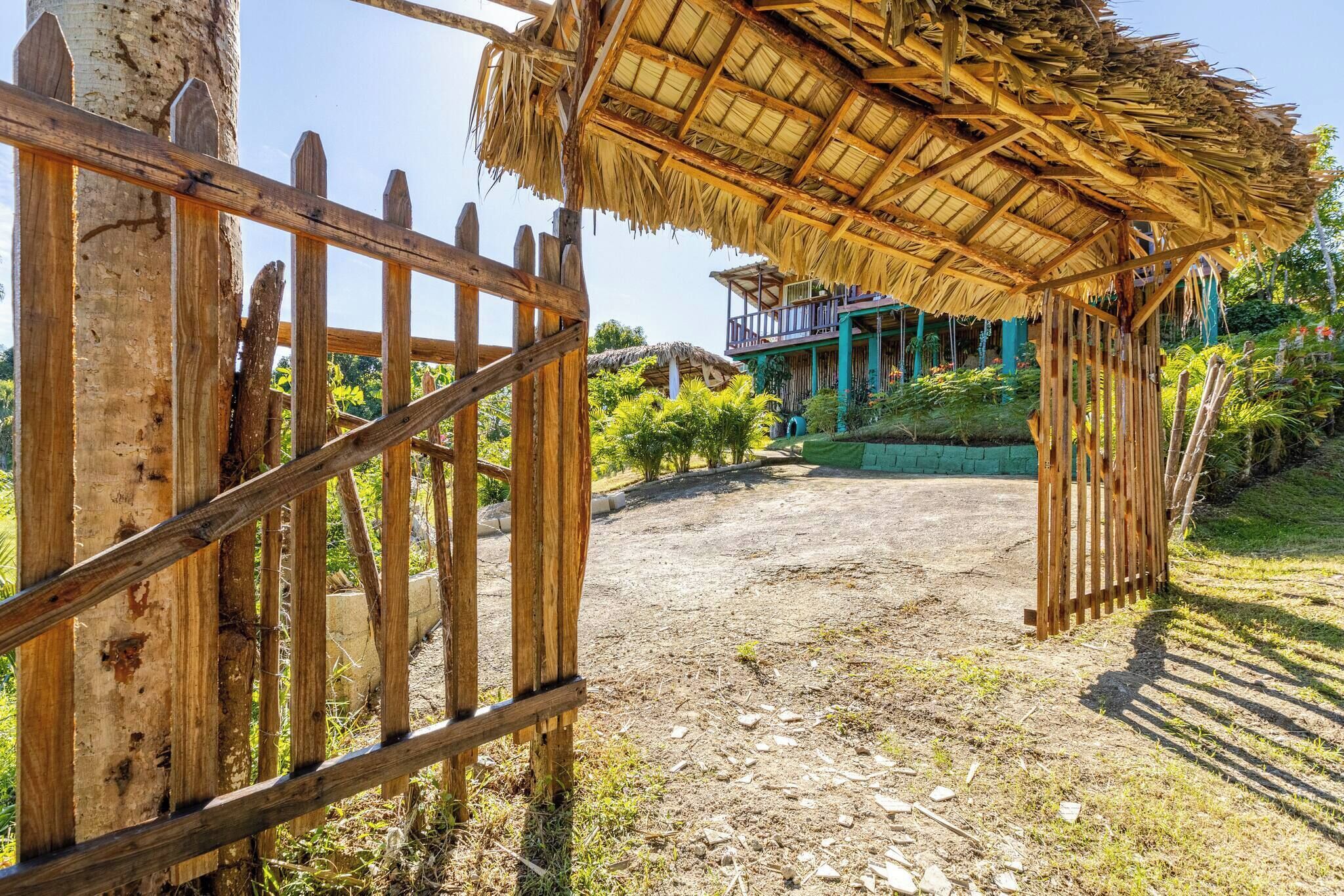 Cabin, 2 Bedrooms, Smoking, Private Pool | Property grounds