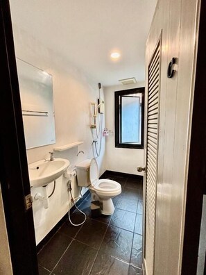 Habitación doble económica | Baño