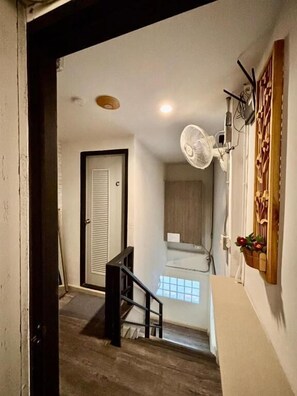 Kamar Double Ekonomi | Interior