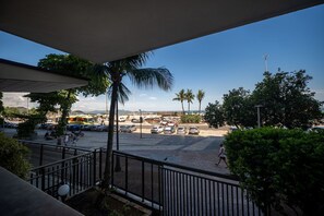 Basic Apartment | Property grounds - Av. Atlantica 5 Suites, Ocean View, Renovated (Rio de Janeiro)