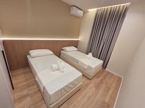 Deluxe Apartment, 2 Bedrooms | Free WiFi, bed sheets