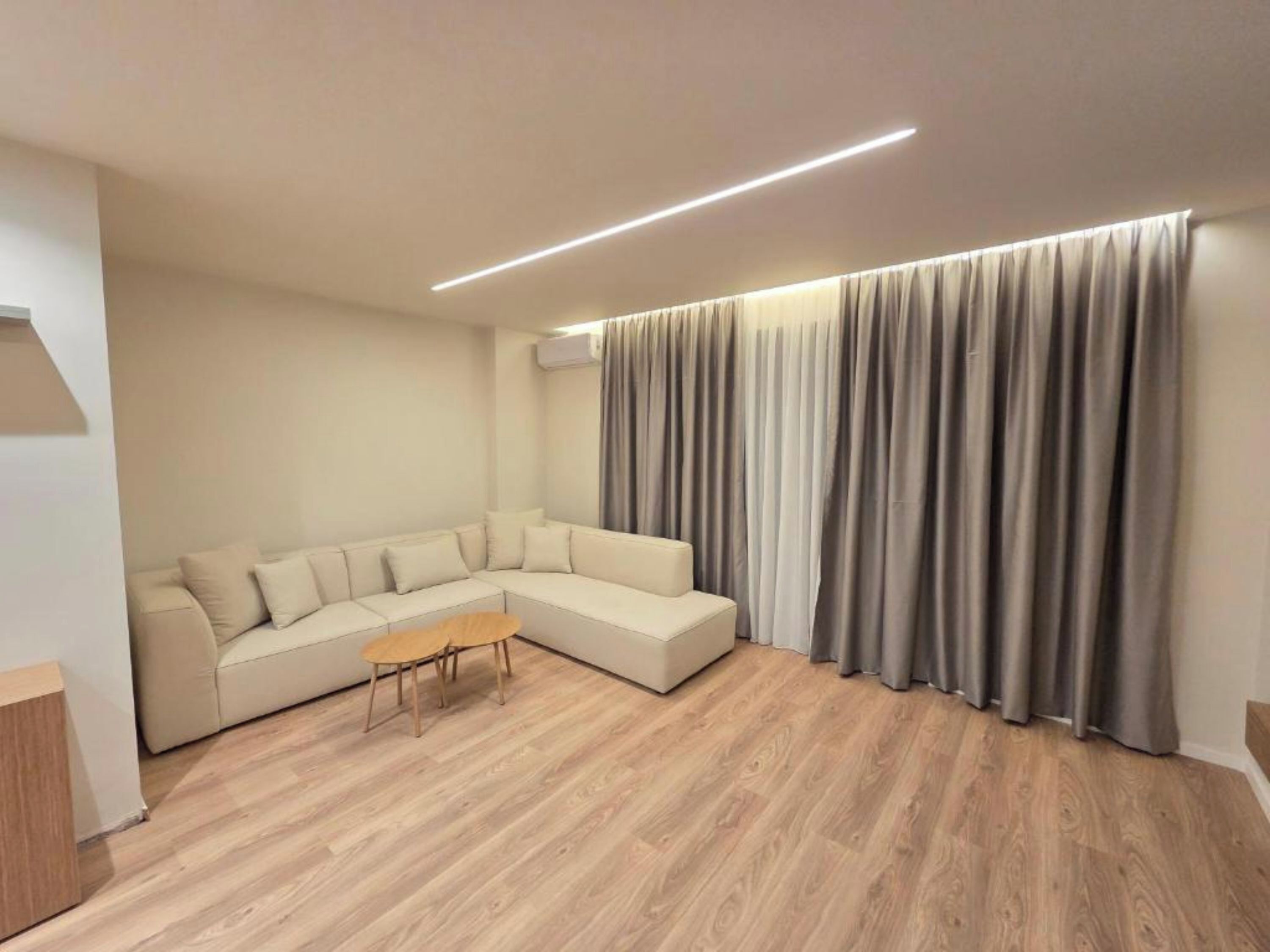 Deluxe Apartment, 2 Bedrooms | Living area | 42-cm flat-screen TV with satellite channels