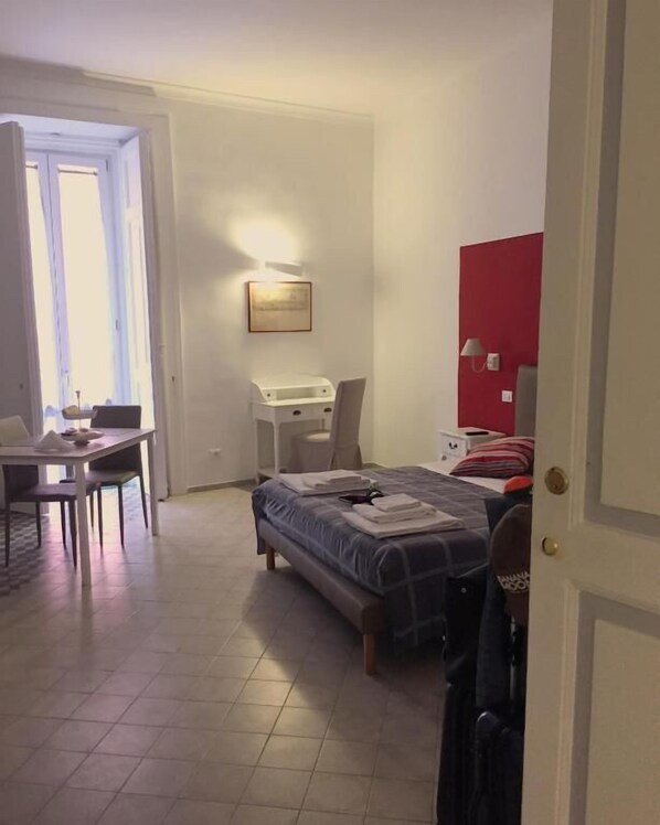 Superior-Dreibettzimmer, Balkon, Stadtblick