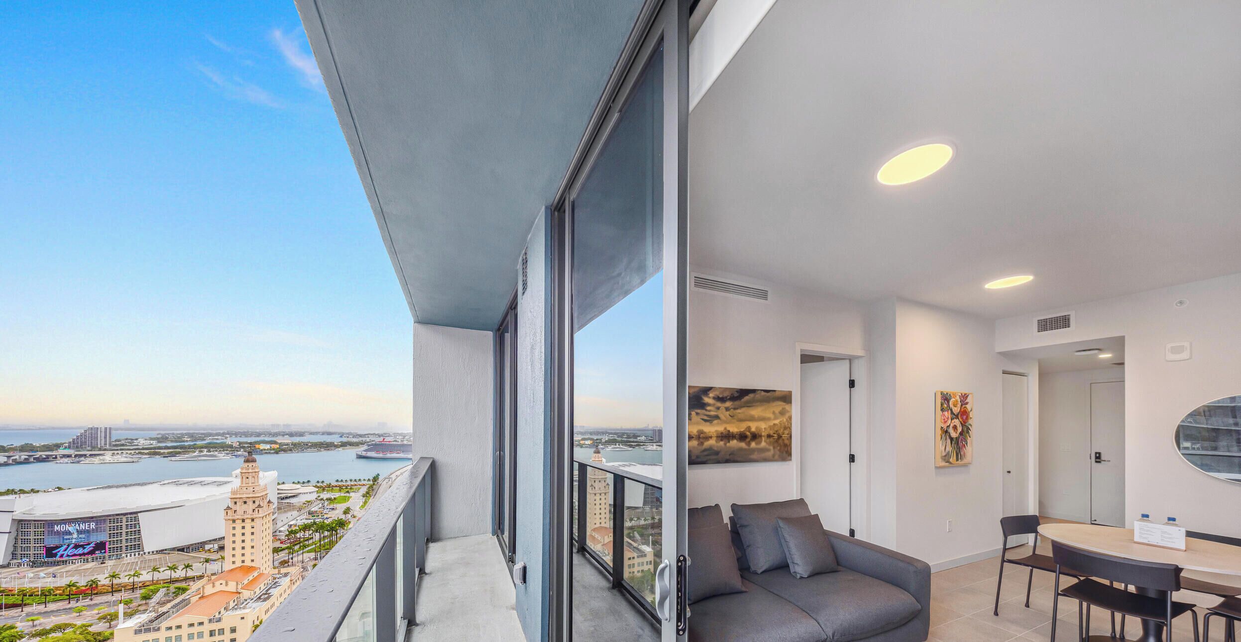 Condo, Balcony, City View | Interior