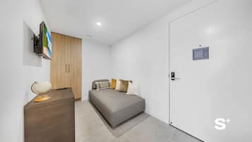 Kondominium, balkon, pemandangan kota | Interior